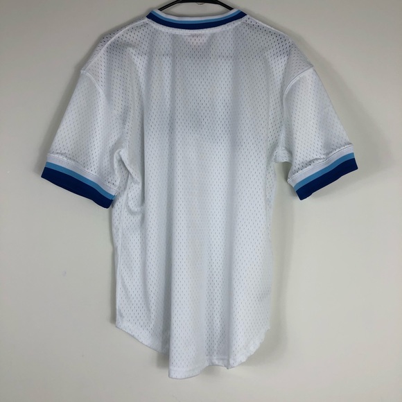 ✨SOLD✨ Atlanta Braves V-Neck Mesh Jersey - Picture 2 of 5